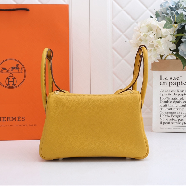 エルメスバッグ着用イメージ